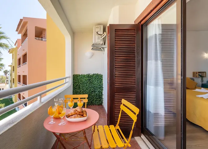 New! Perfect With Swimming Pool