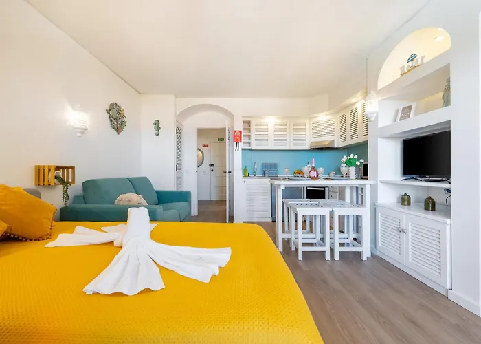 New! Perfect With Swimming Pool 아파트 *