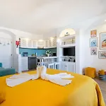 New! Perfect With Swimming Pool Апартаменты