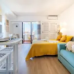 New! Perfect With Swimming Pool Апартаменты *