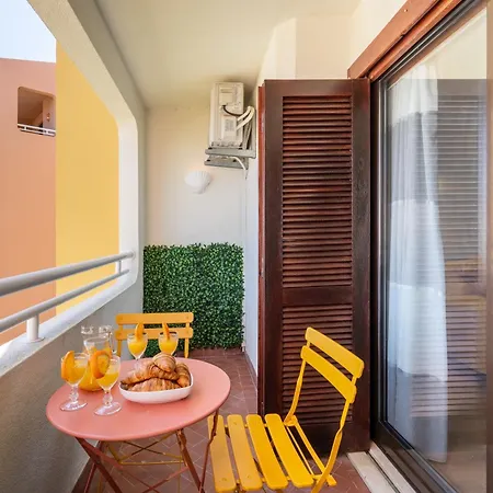 New! Perfect With Swimming Pool